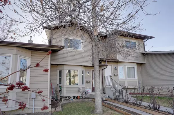 Calgary, AB T3J 1B1,34 Falshire TER NE