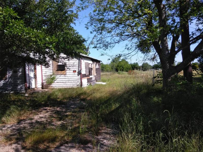 110 Adams Avenue, Whitney, TX 76692