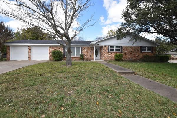 1419 Meadowlark Drive, Hillsboro, TX 76645