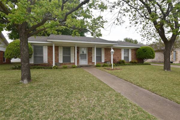 1403 Alford Drive, Hillsboro, TX 76645