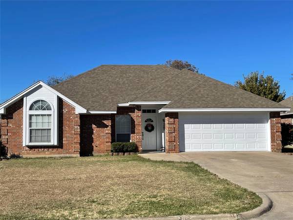 105 Trinity Street, Hillsboro, TX 76645