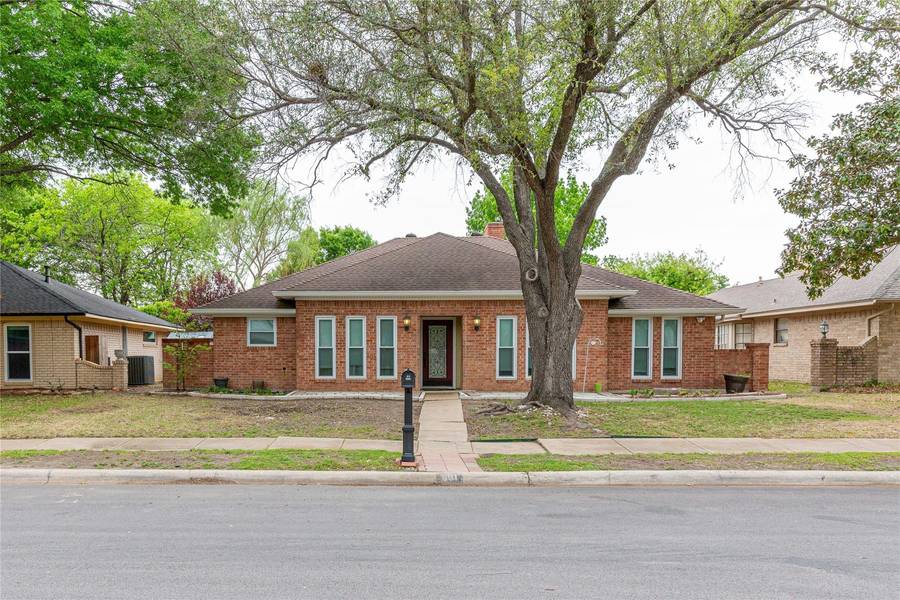 601 Kingsbridge Drive, Garland, TX 75040