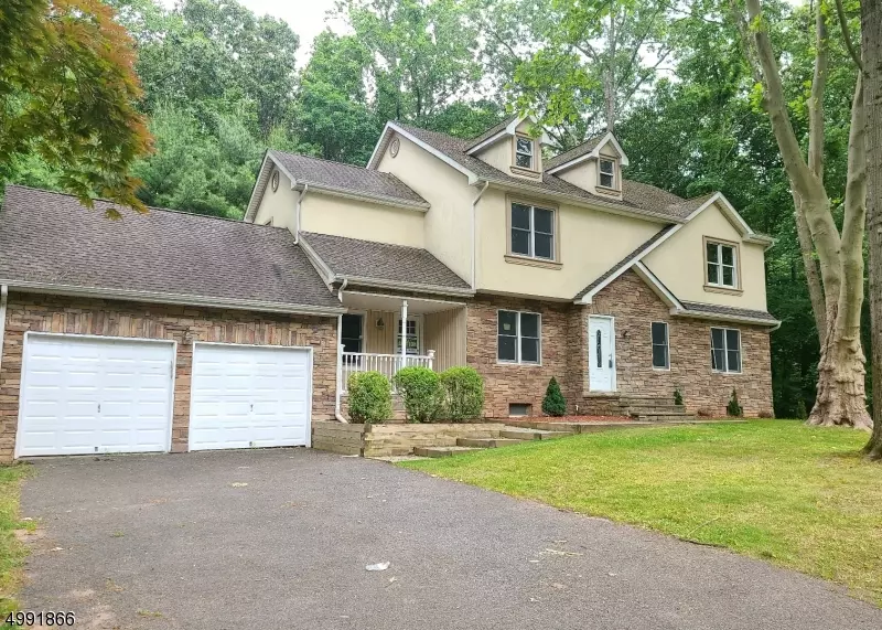 48 WILBUR RD, Old Tappan Boro, NJ 07675