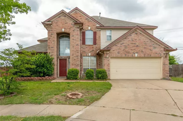 728 Willington Drive, Arlington, TX 76018