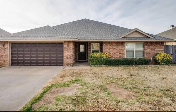 13 Cherokee Trail,  Iowa Park,  TX 76367