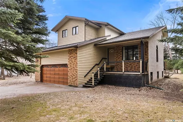 23 Kingsmere AVENUE, White City, SK S4L 5B1