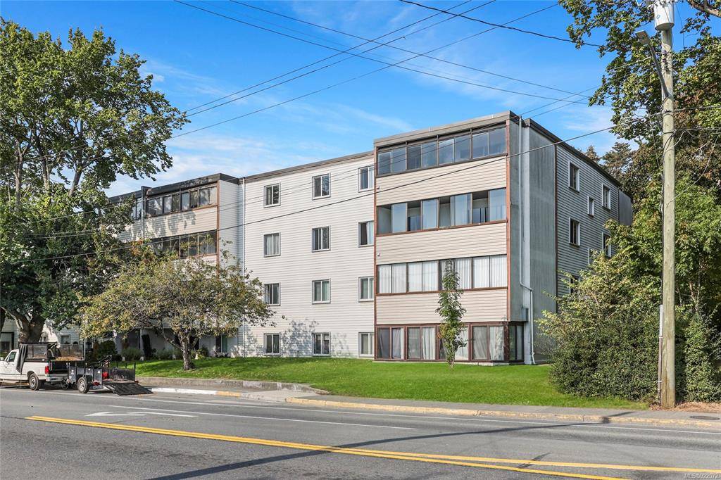 Esquimalt, BC V9A 3N4,1124 Esquimalt Rd #401