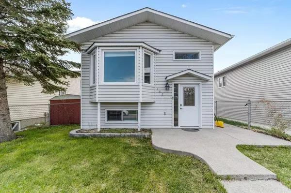 Calgary, AB T3J 3A1,152 Falshire Close NE