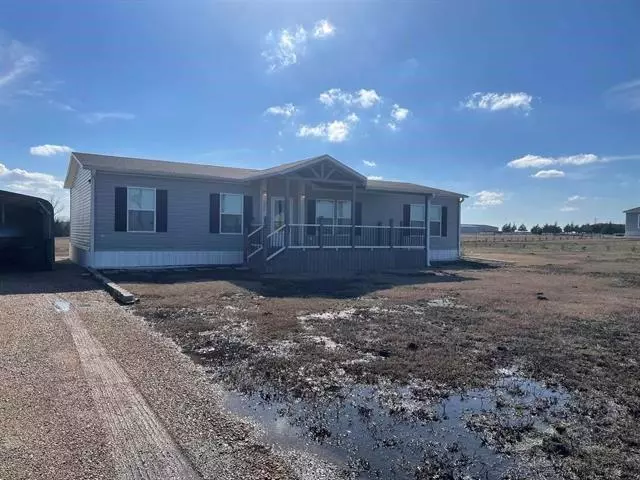 242 Private Road 36009, Honey Grove, TX 75446