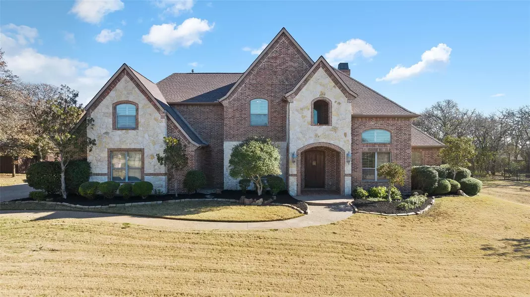 255 Fox Trot Lane, Double Oak, TX 75077