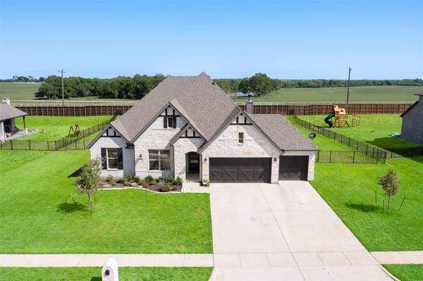 1430 Shaker Hills Road, Gunter, TX 75058