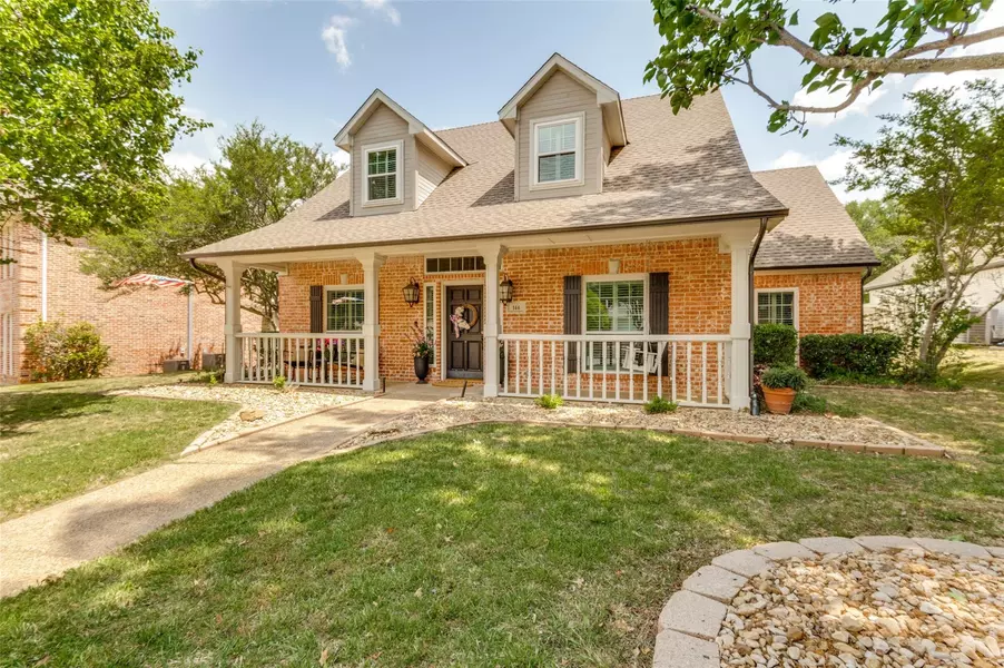 144 Glendale Drive, Coppell, TX 75019