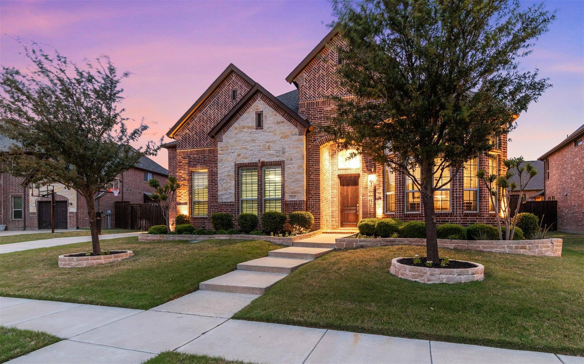 Carrollton, TX 75010,2317 Bronco Boulevard