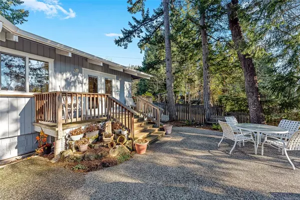 Salt Spring, BC V8K 1H7,105 Farm Crt