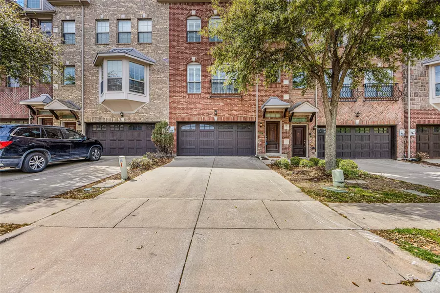 1582 Biltmore Lane, Irving, TX 75063