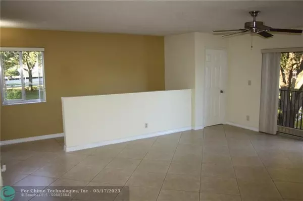 Pompano Beach, FL 33069,117 Gardens Dr  #203