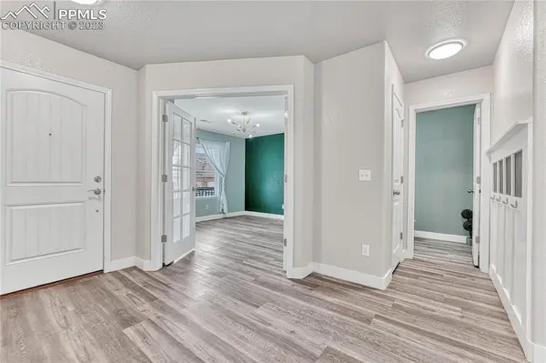 1064 Diamond Rim DR, Colorado Springs, CO 80921