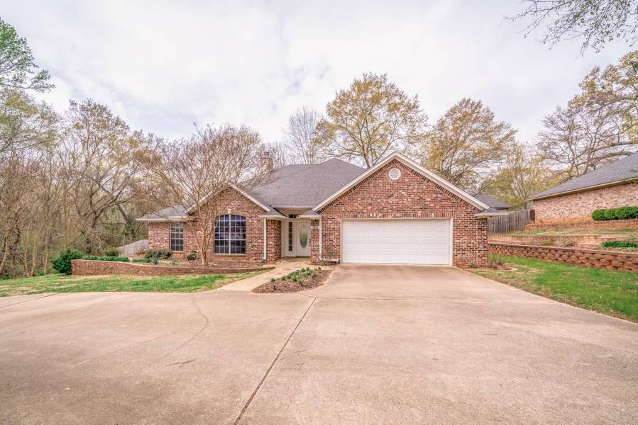 1314 Corey Drive, Whitehouse, TX 75791