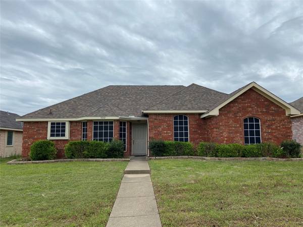 1802 Hillwood Drive, Mesquite, TX 75149