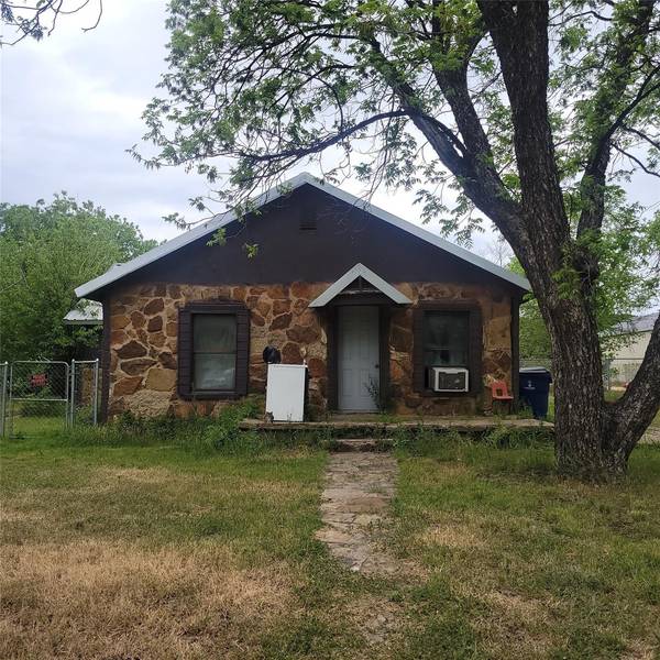 1307 Remington Street, Graham, TX 76450