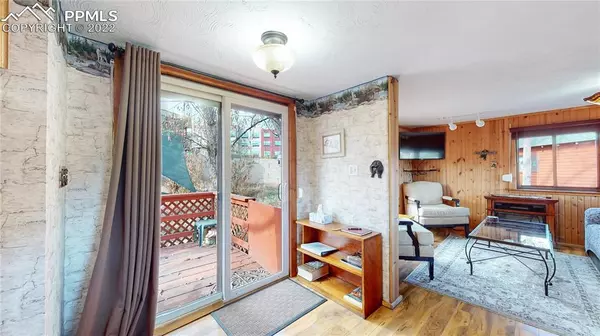 Manitou Springs, CO 80829,9 Beckers LN