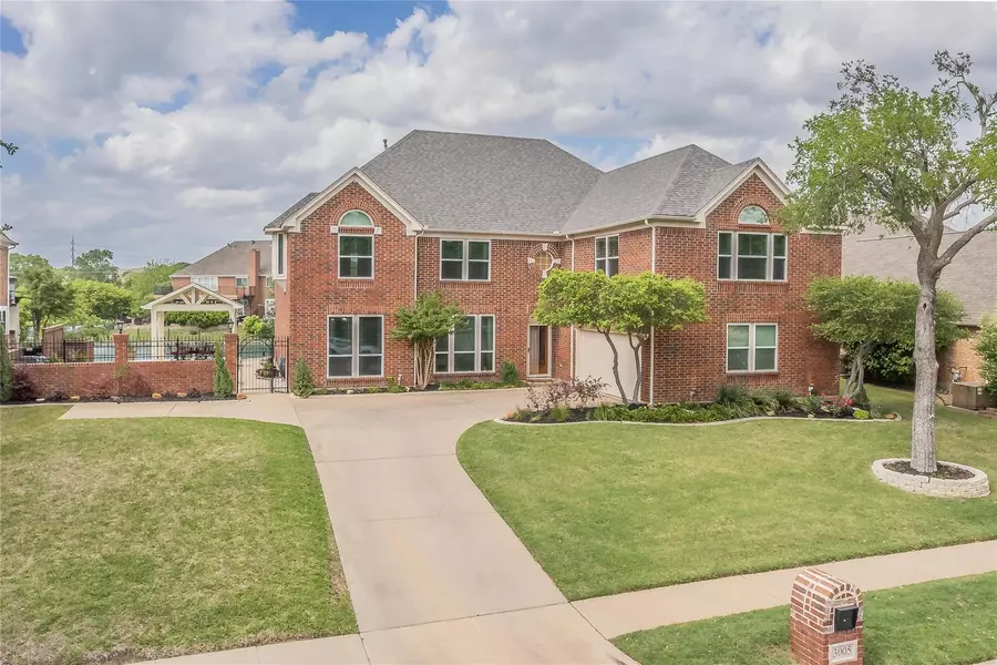 3005 Westwood Drive, Arlington, TX 76012