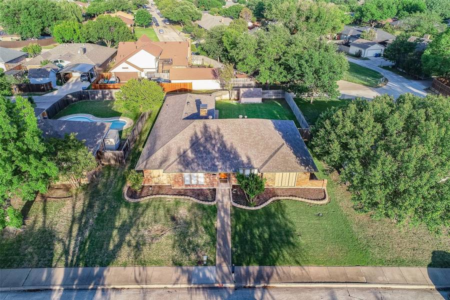 3914 Spring Hollow Drive, Carrollton, TX 75007