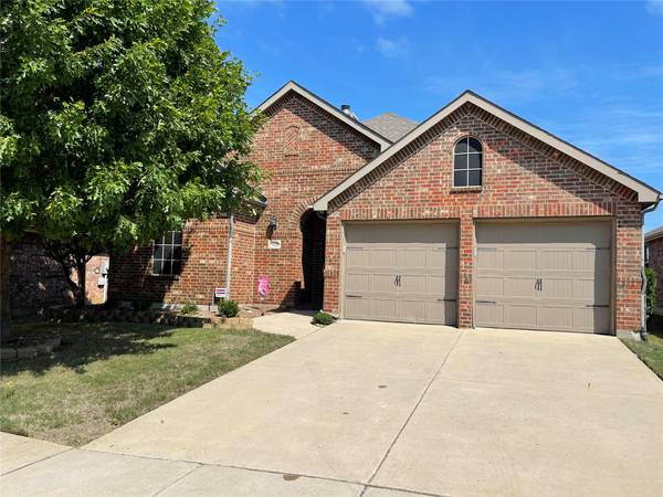 1725 Flamingo Drive, Little Elm, TX 75068