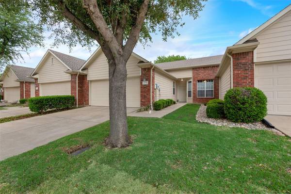 273 Bexar Drive, Lewisville, TX 75067