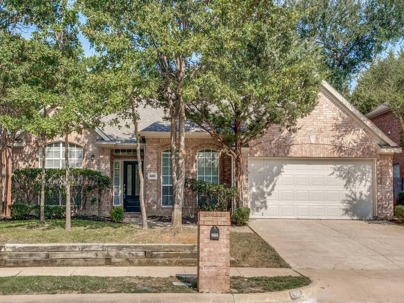 6215 Fannin Drive, Arlington, TX 76001