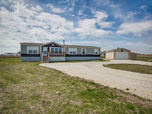 1358 Speedway Drive, Rhome, TX 76078