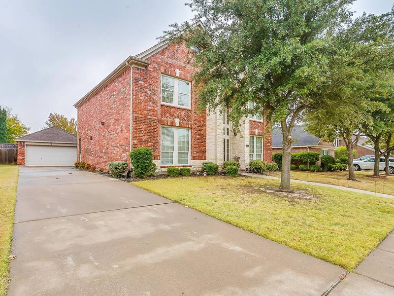 2836 Cypress Glen Drive, Grand Prairie, TX 75052