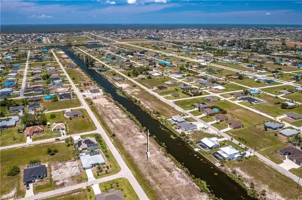 2517 NW 6th ST, Cape Coral, FL 33993