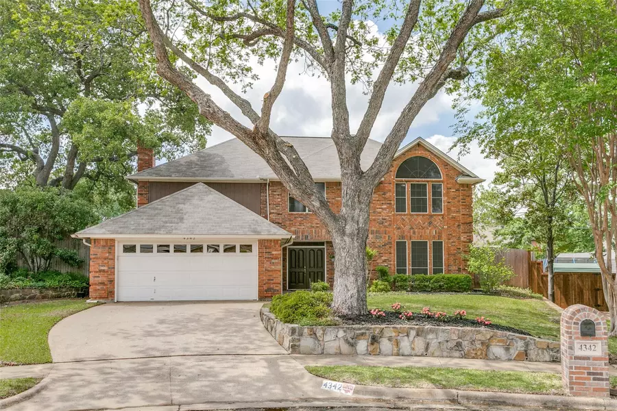 4342 Greenwood Lane, Grapevine, TX 76051