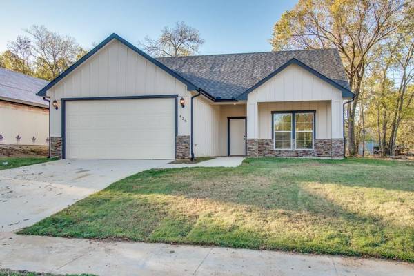 426 W Munson Street,  Denison,  TX 75021