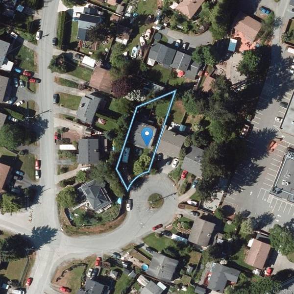 Colwood, BC V9B 4Y5,592 Donovan Ave #B