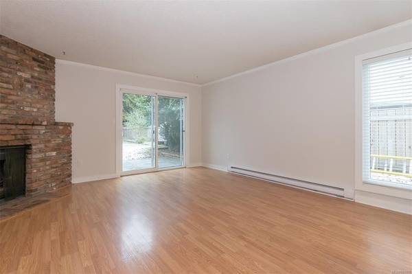 Colwood, BC V9B 4Y5,592 Donovan Ave #B