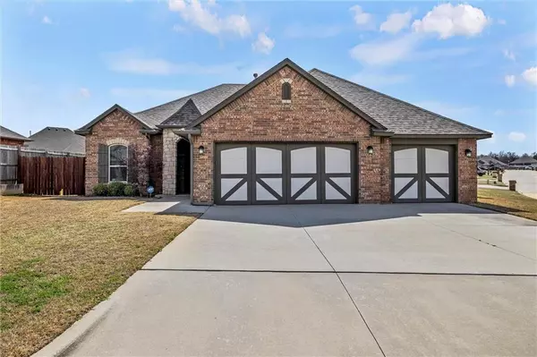 Midwest City, OK 73130,609 Blue Sky Drive