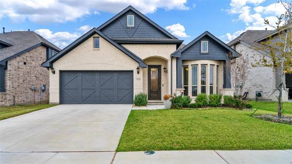 7428 Wispy Willow Lane, Little Elm, TX 76227