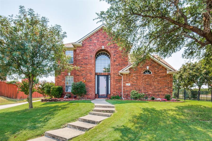 3700 Menard Drive, Carrollton, TX 75010