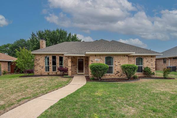 2108 Covered Wagon Drive, Plano, TX 75074