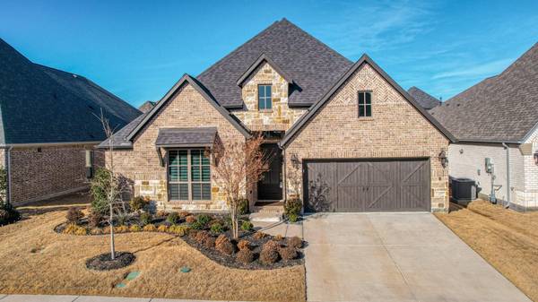 2409 Amesbury Drive, Midlothian, TX 76065