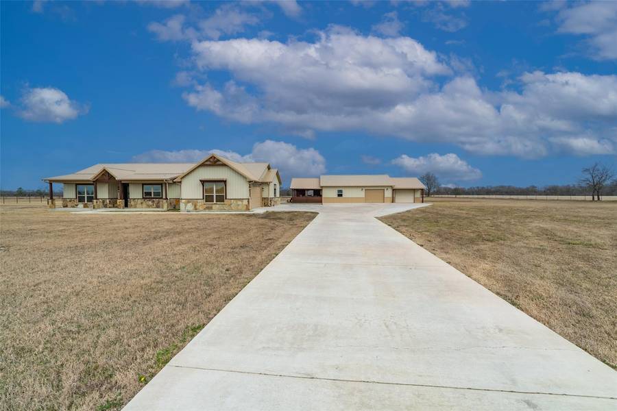 5258 County Road 3204, Campbell, TX 75422