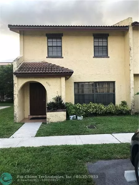 2727 NW 47th Ln  #2727, Lauderdale Lakes, FL 33313