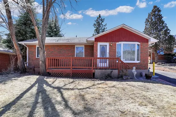 Manitou Springs, CO 80829,435 E Fountain PL