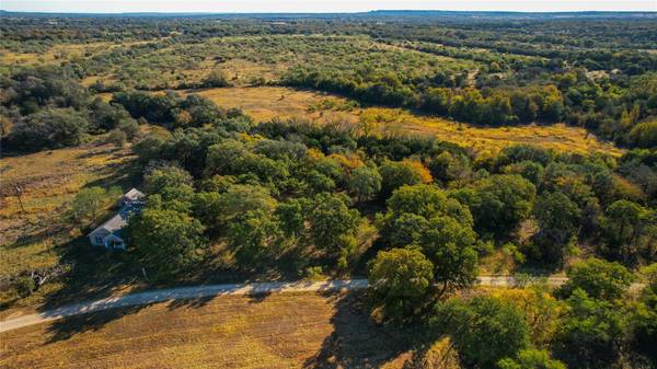 Hico, TX 76457,381 Private Road 2483