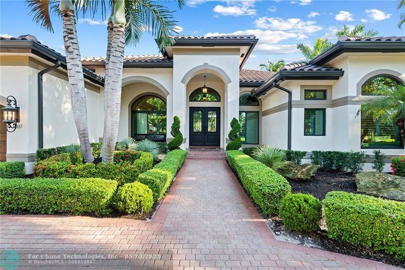 Davie, FL 33328,10817 Garden Ridge Ct