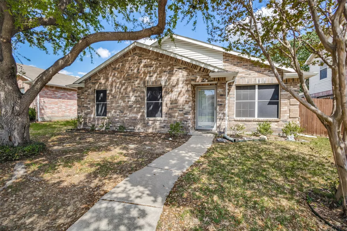 Lewisville, TX 75067,907 Kathryn Drive