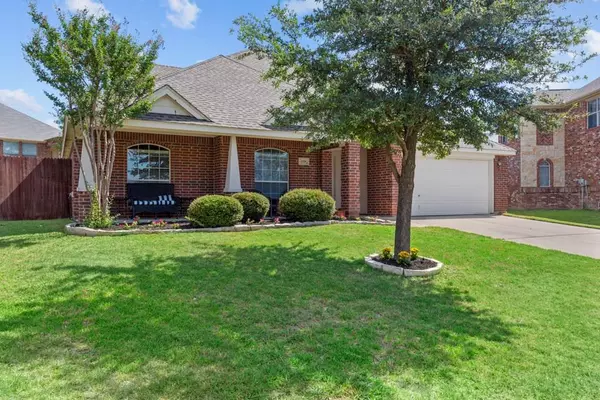 Burleson, TX 76028,1129 Hackberry Court