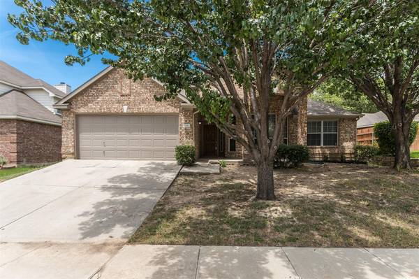 5345 Elmdale Drive, Watauga, TX 76137